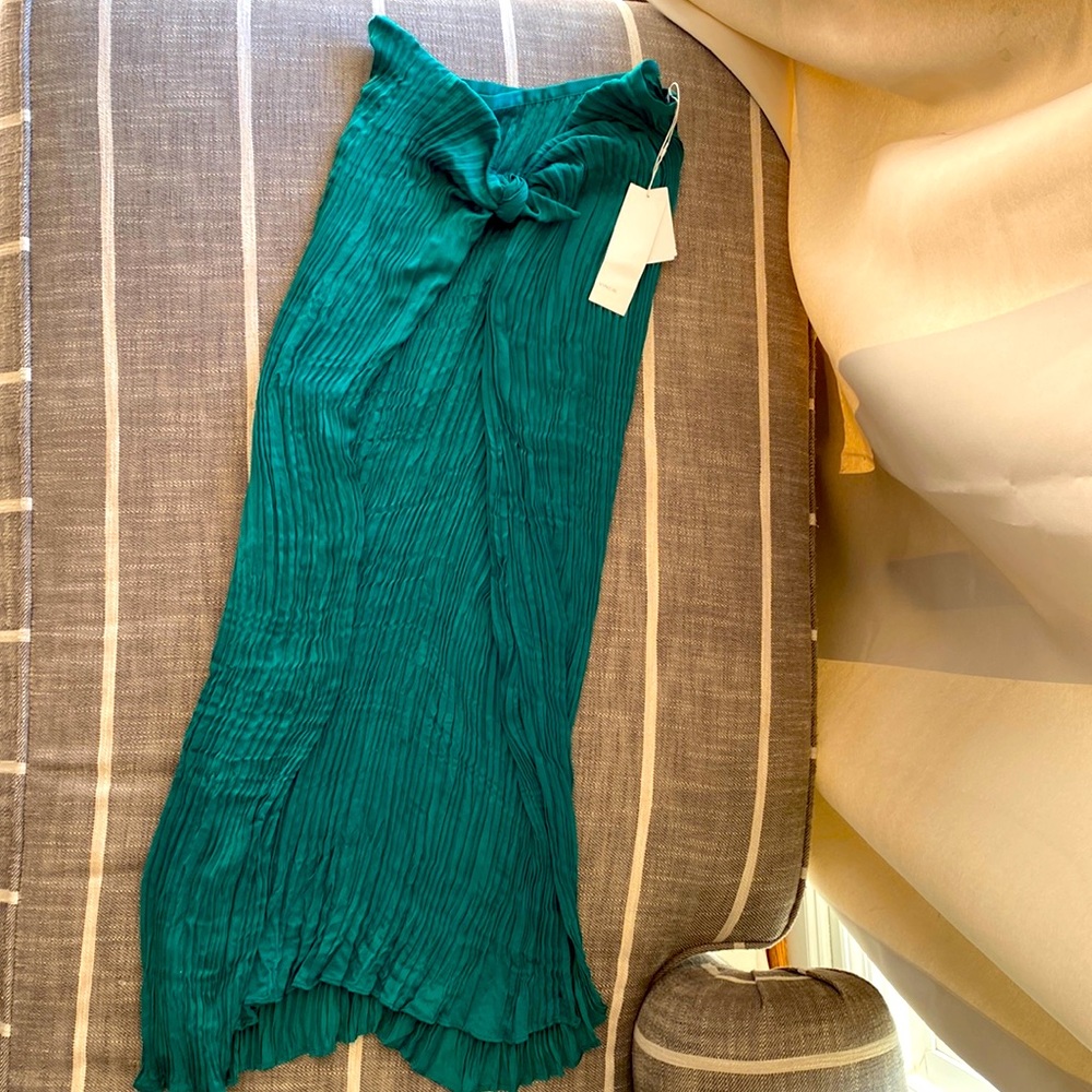 Vince emerald silky pleated midi skirt